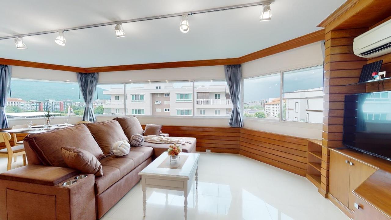 Mountain & City View Panorama At Nimman 치앙마이 외부 사진
